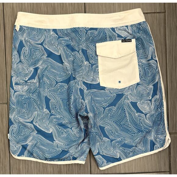 Huk Fishing Mens Ocean Blue Geometric Fish Pattern Board Shorts Size 36 Beach - Picture 5 of 6